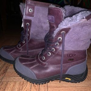 Women’s UGG snow boots.